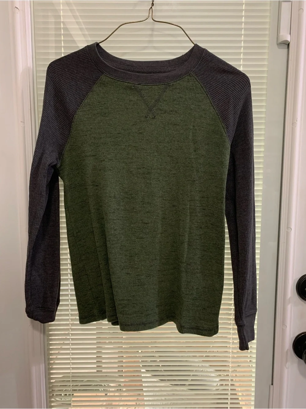 Boys Sz large 14/16 shirt
